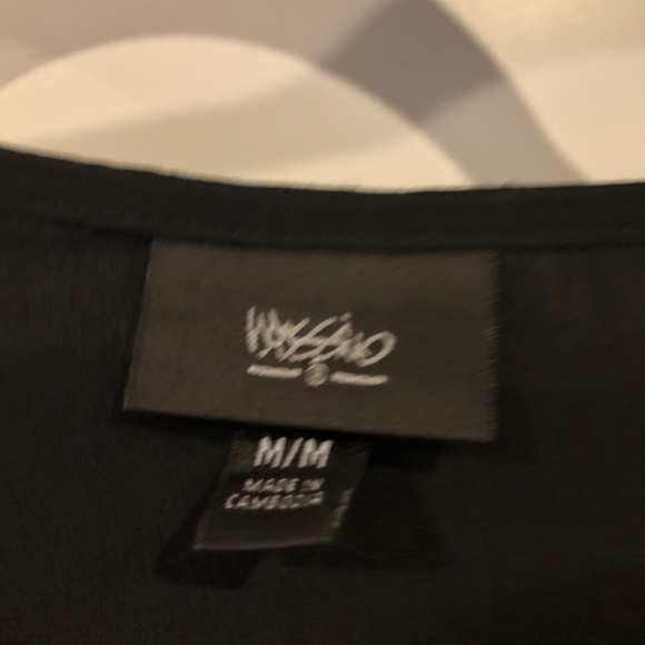 Black sleeveless dress with faux leather trim. - Picture 2 of 5